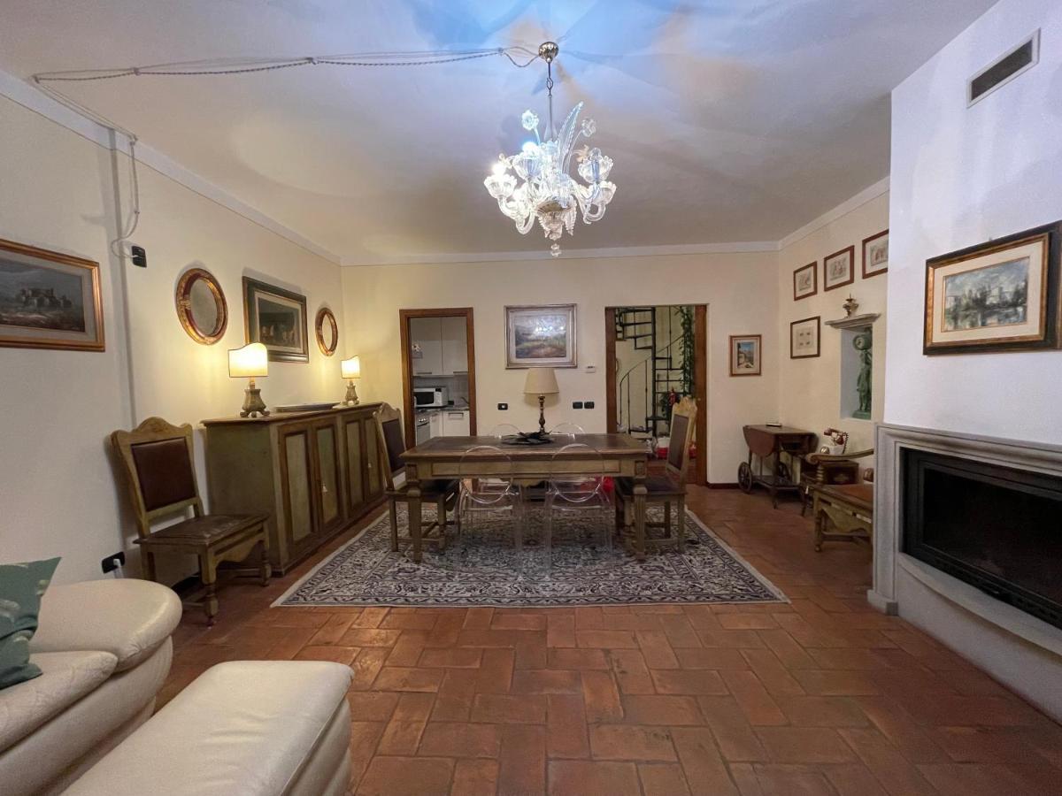 Borgo Di Piero Apartment Sansepolcro Bagian luar foto