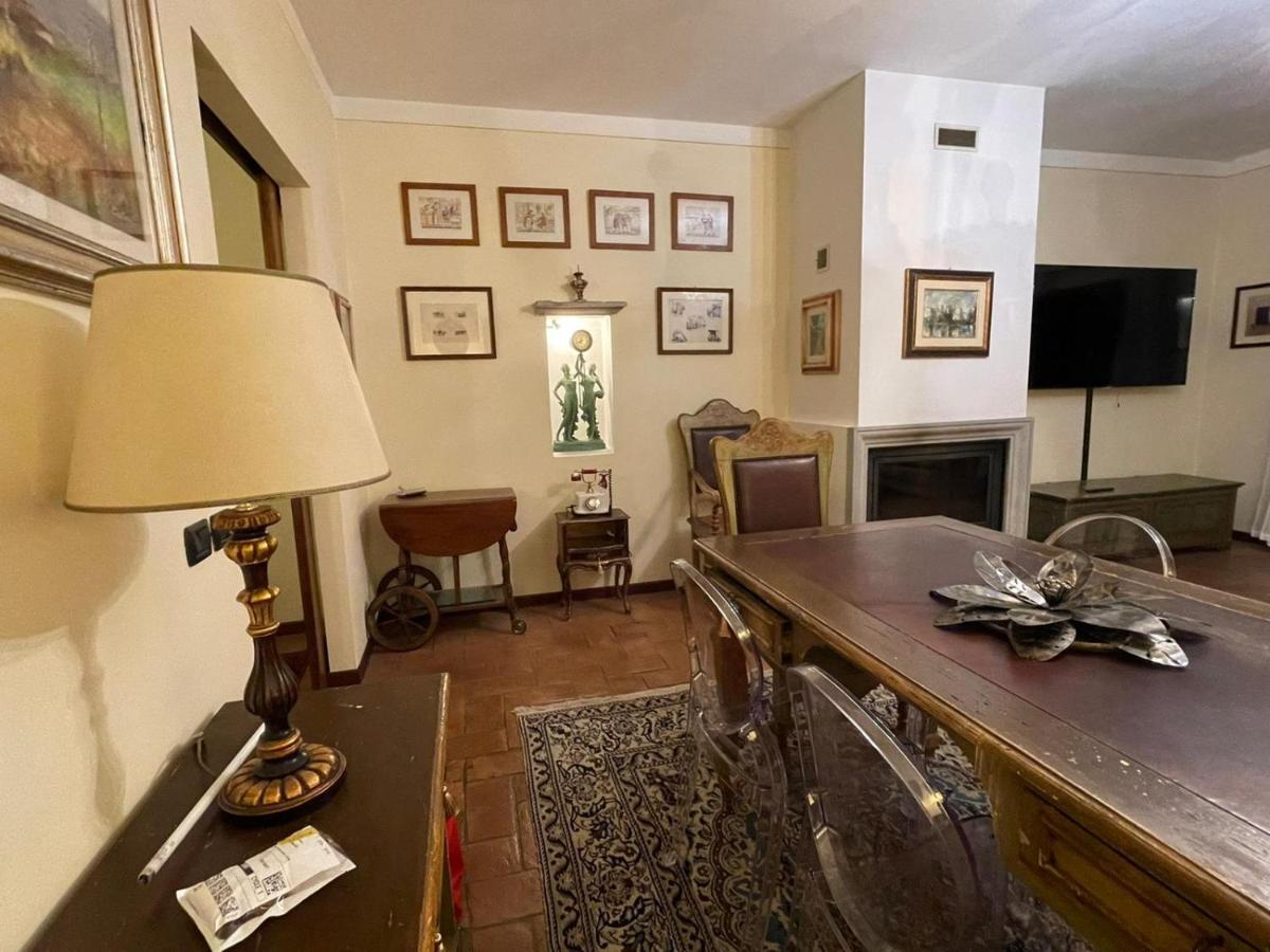 Borgo Di Piero Apartment Sansepolcro Bagian luar foto