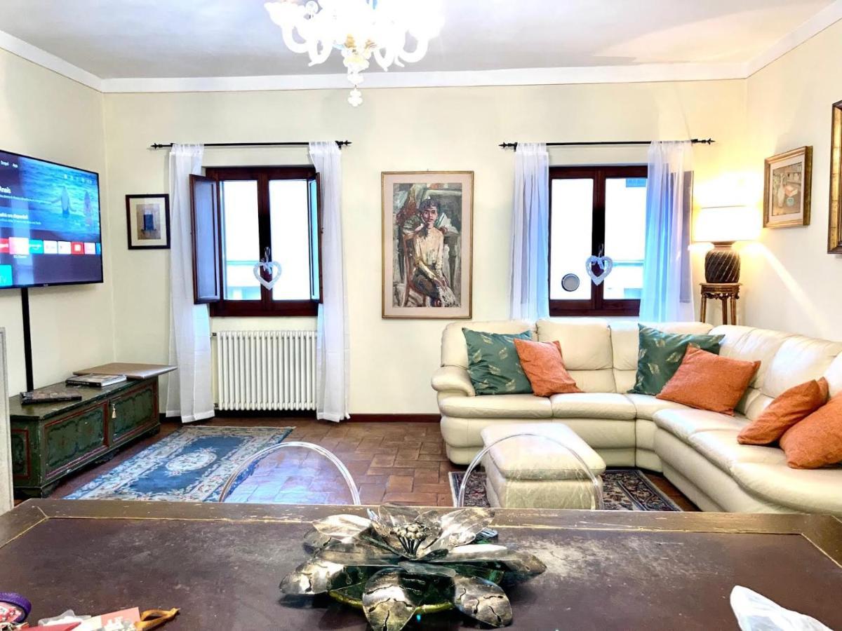 Borgo Di Piero Apartment Sansepolcro Bagian luar foto